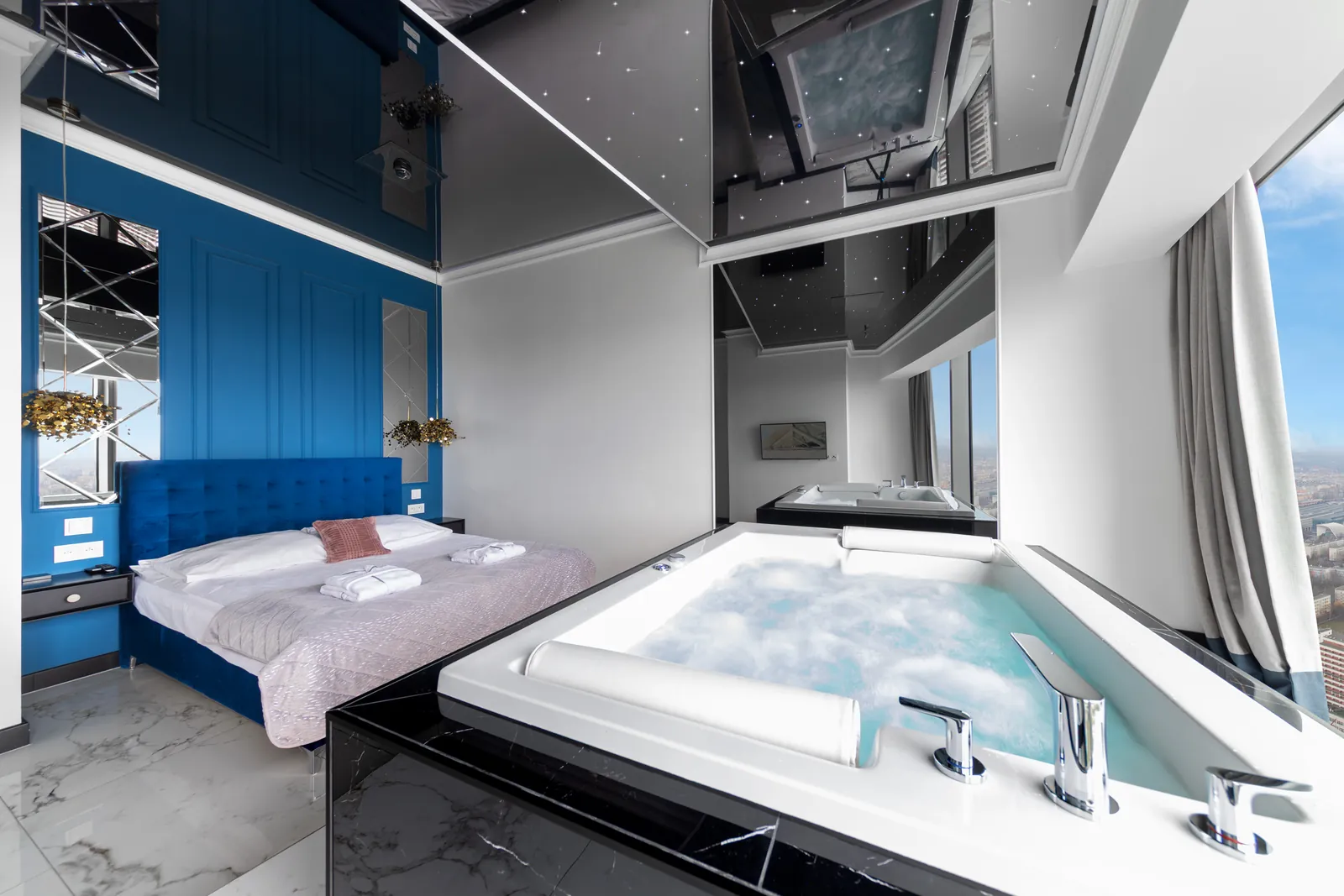 Deluxe z jacuzzi i widokiem na Rynek — zdjęcie 5