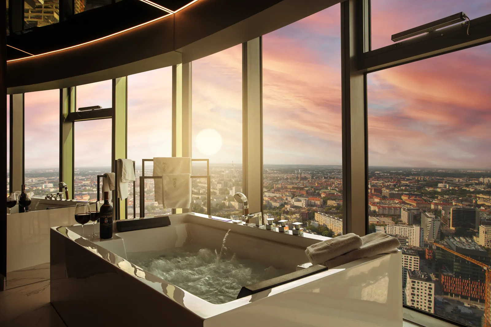 Duo Deluxe z sauną i jacuzzi (dla 4 osób) — zdjęcie 5