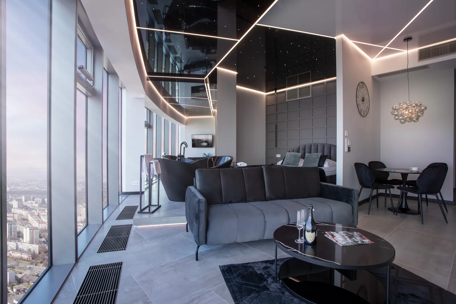 Executive Suite z wanną wolnostojącą — 37. piętro