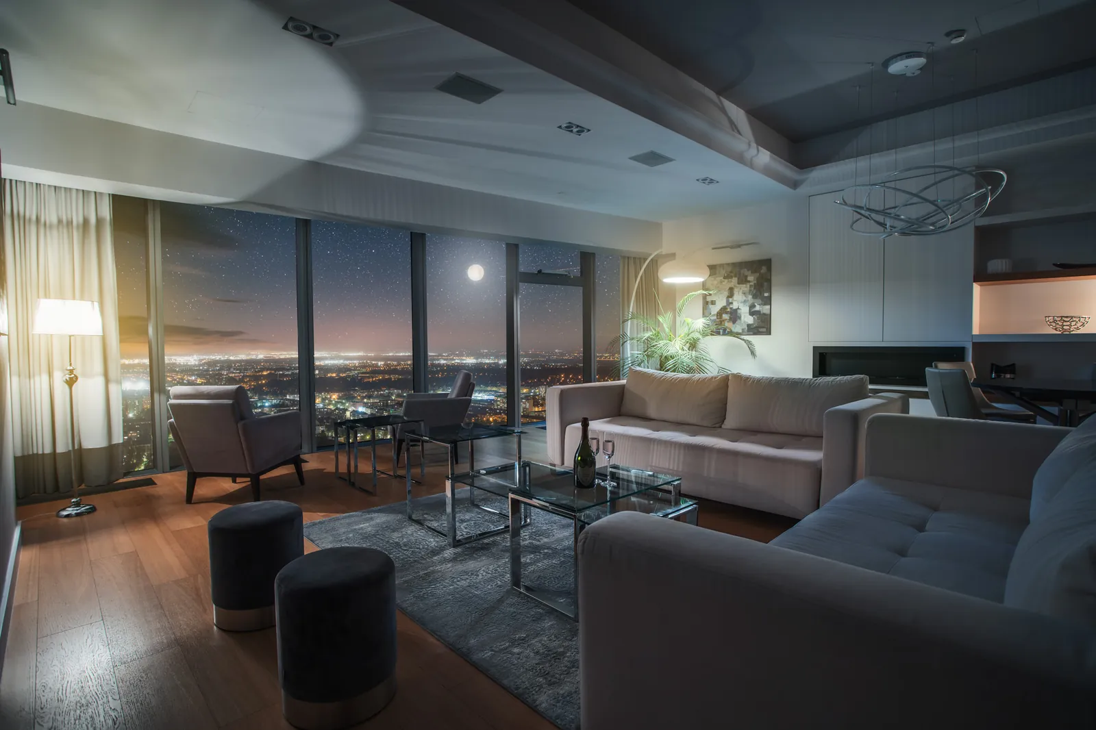 Salon Luxury Suite z sauną na 31. piętrze