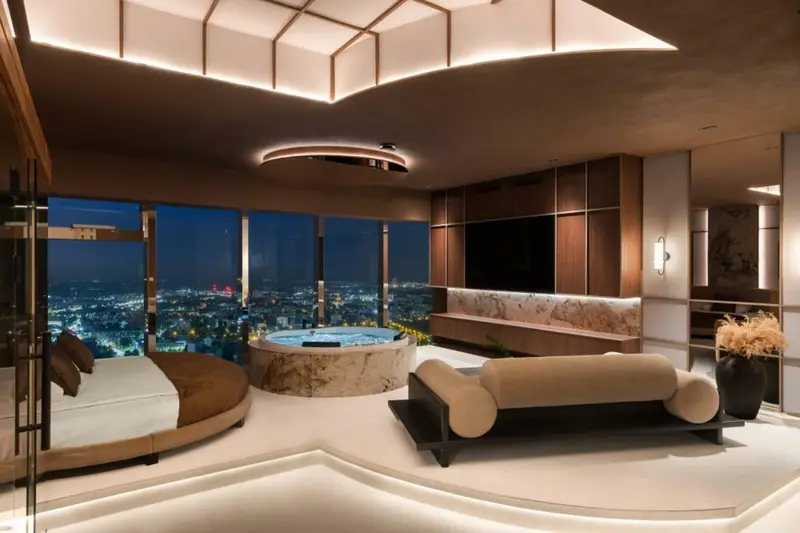“Tokio” apartment with sauna and jacuzzi, Sky Tower Wrocław