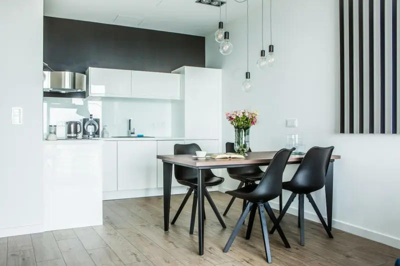 Classic apartment, Sky Tower Wrocław