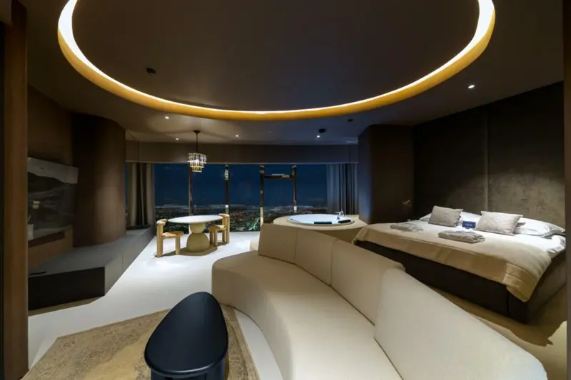 “Diuna” apartment with jacuzzi, Sky Tower Wrocław