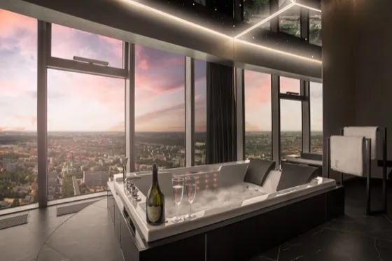 Jacuzzi by the window on the 35th floor
